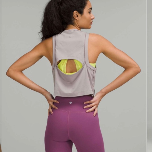 Lululemon Open Back Cropped Train Tank Medium - Picture 2 of 11